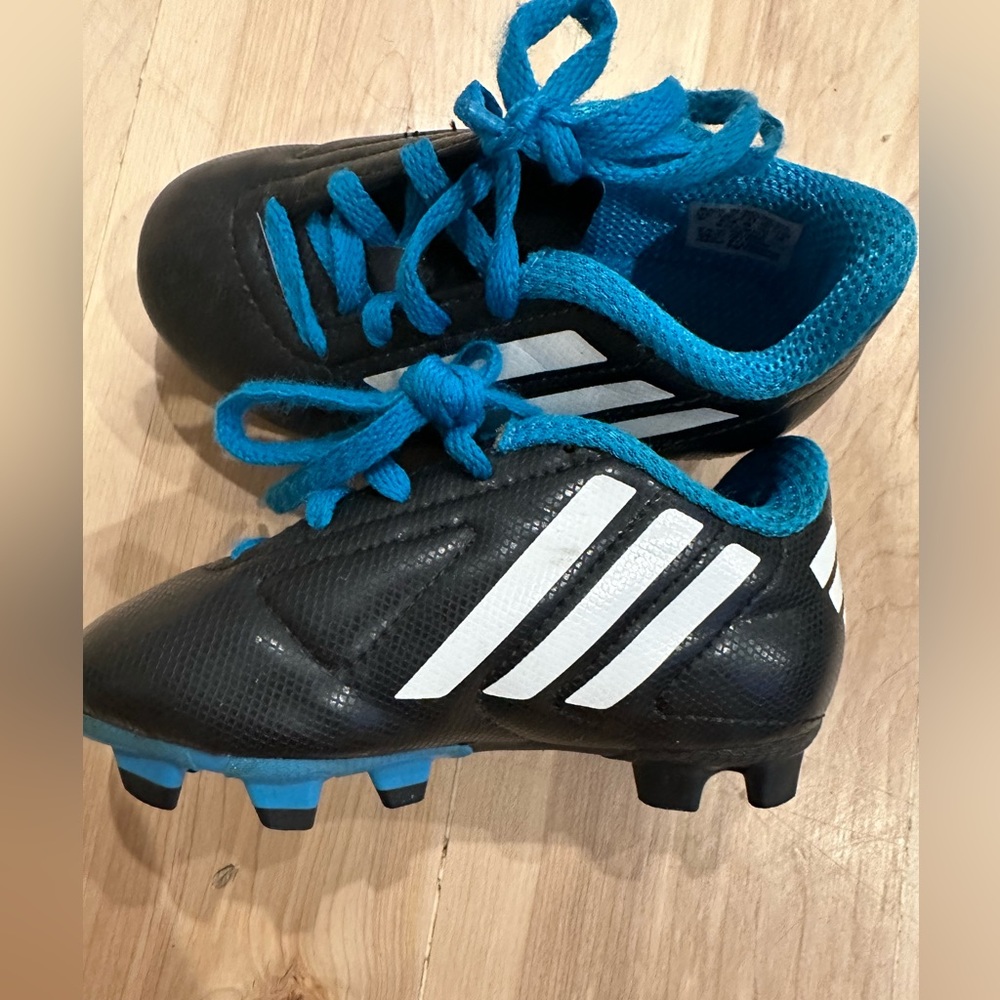 Toddler boy (size 9) adidas soccer cleats